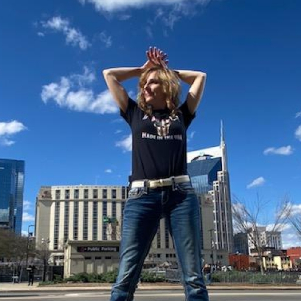 Meet your Posher, Lesli